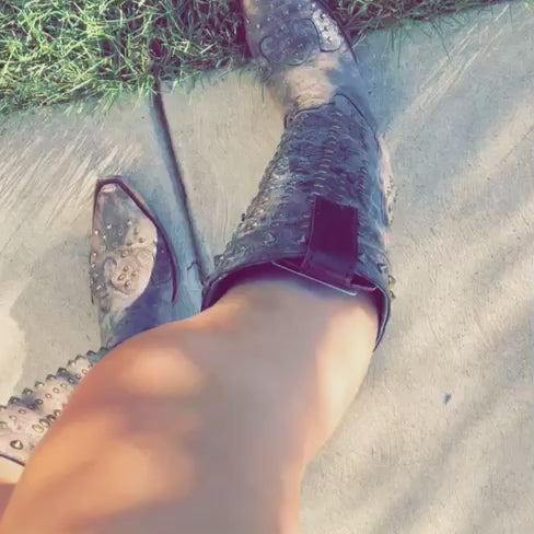 Load video: 